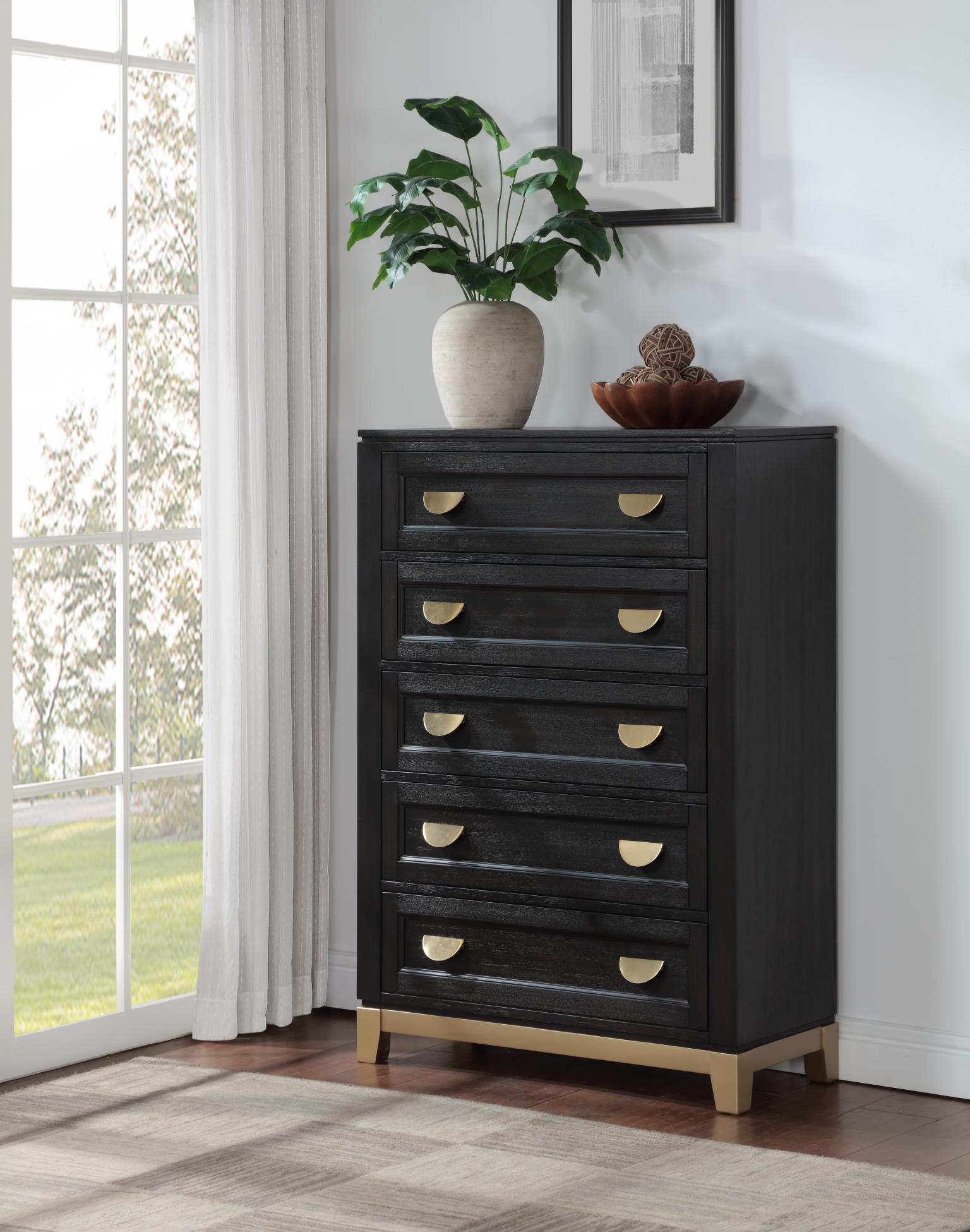 Black/Gold Chest – B236-C