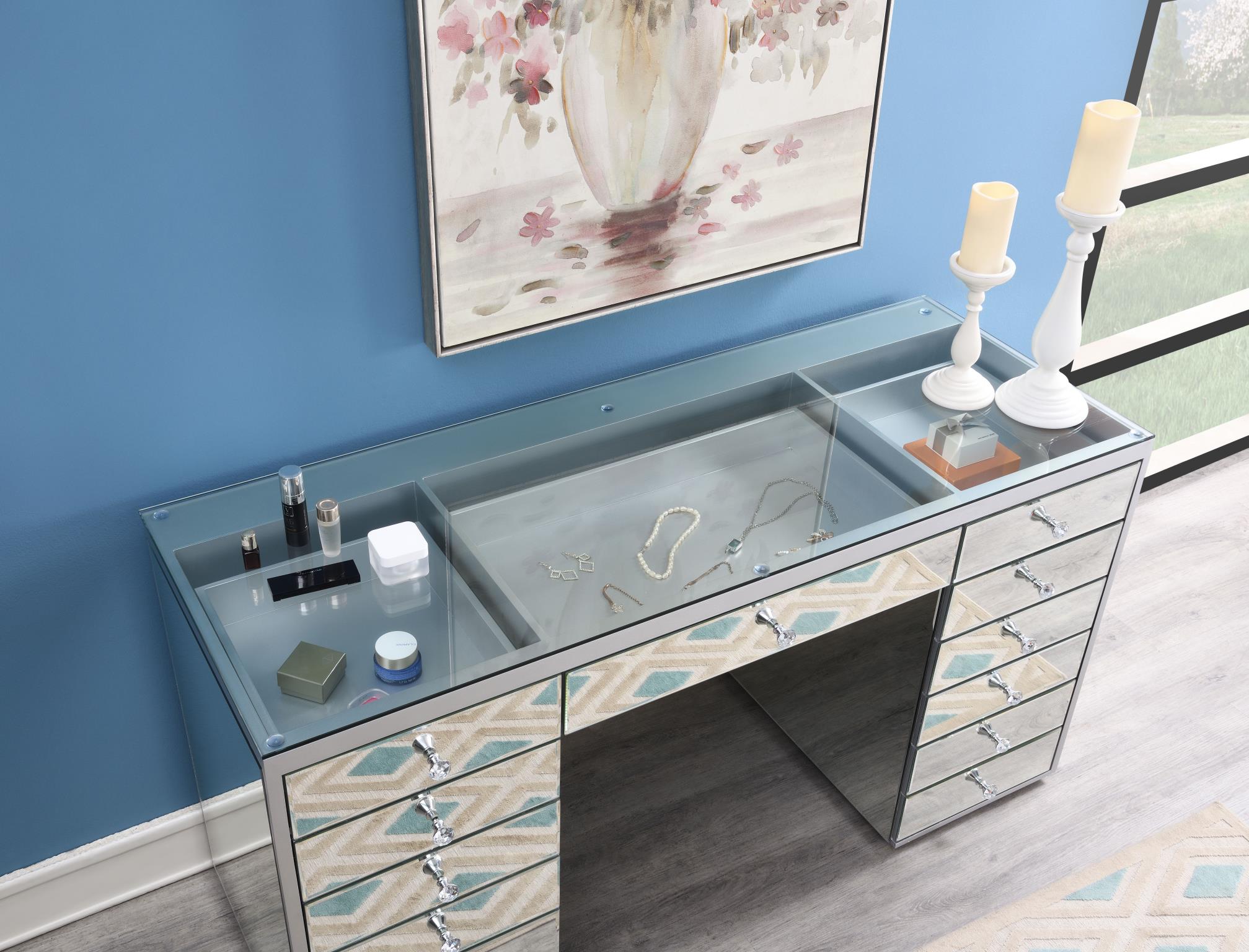 Glamour Mirrored Vanity with Crystal Knobs – G-317-V