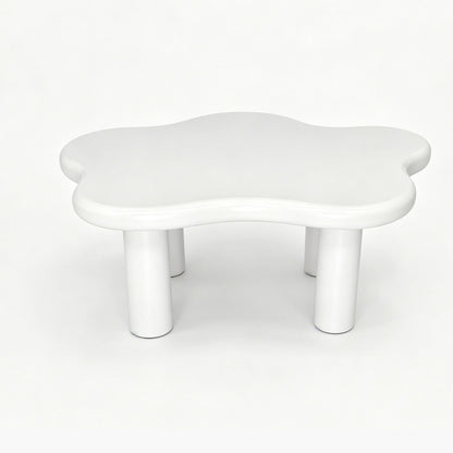 Cloud Shaped Coffee Table With 4 Round Legs