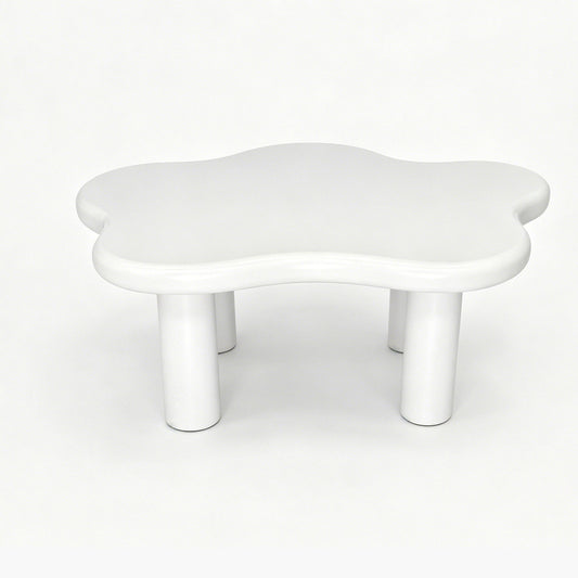Cloud Shaped Coffee Table With 4 Round Legs