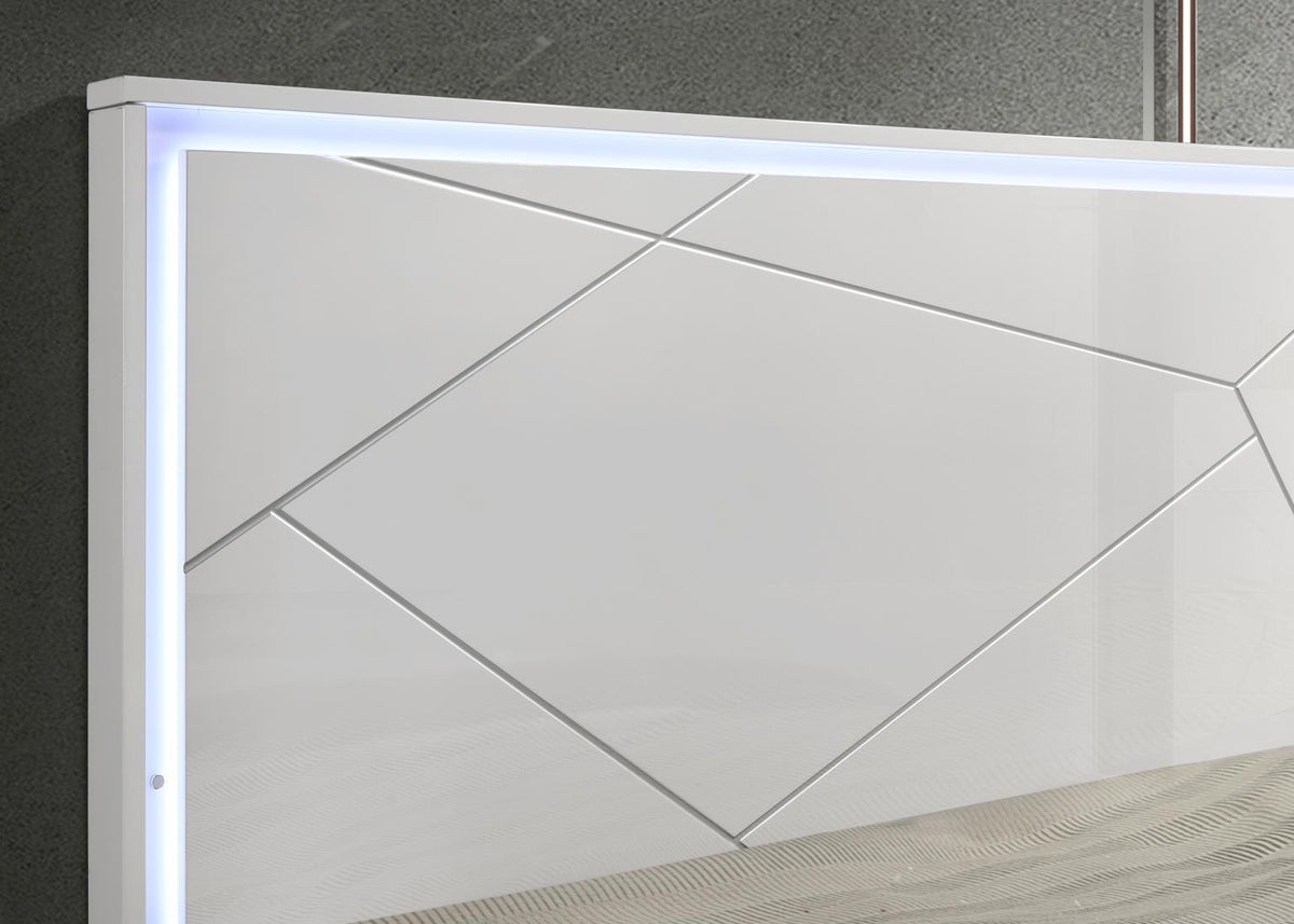 B121 - Bedroom Set