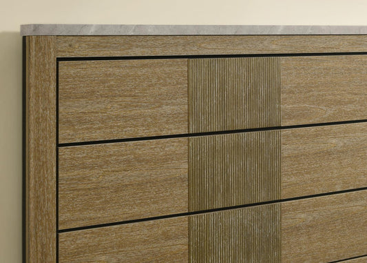 B406 - Bed