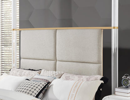 B093 - Canopy Bed