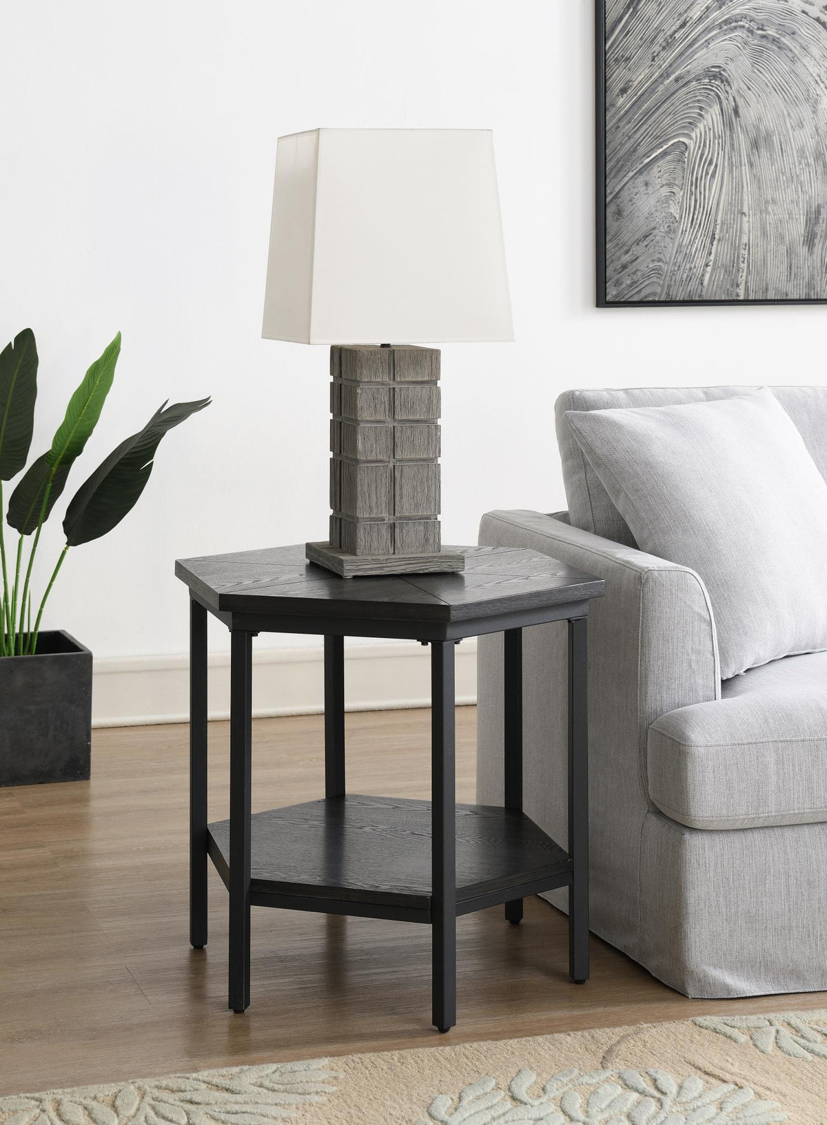 T103 - Table