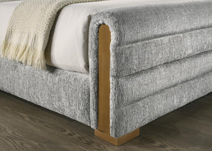 B570 - Bed
