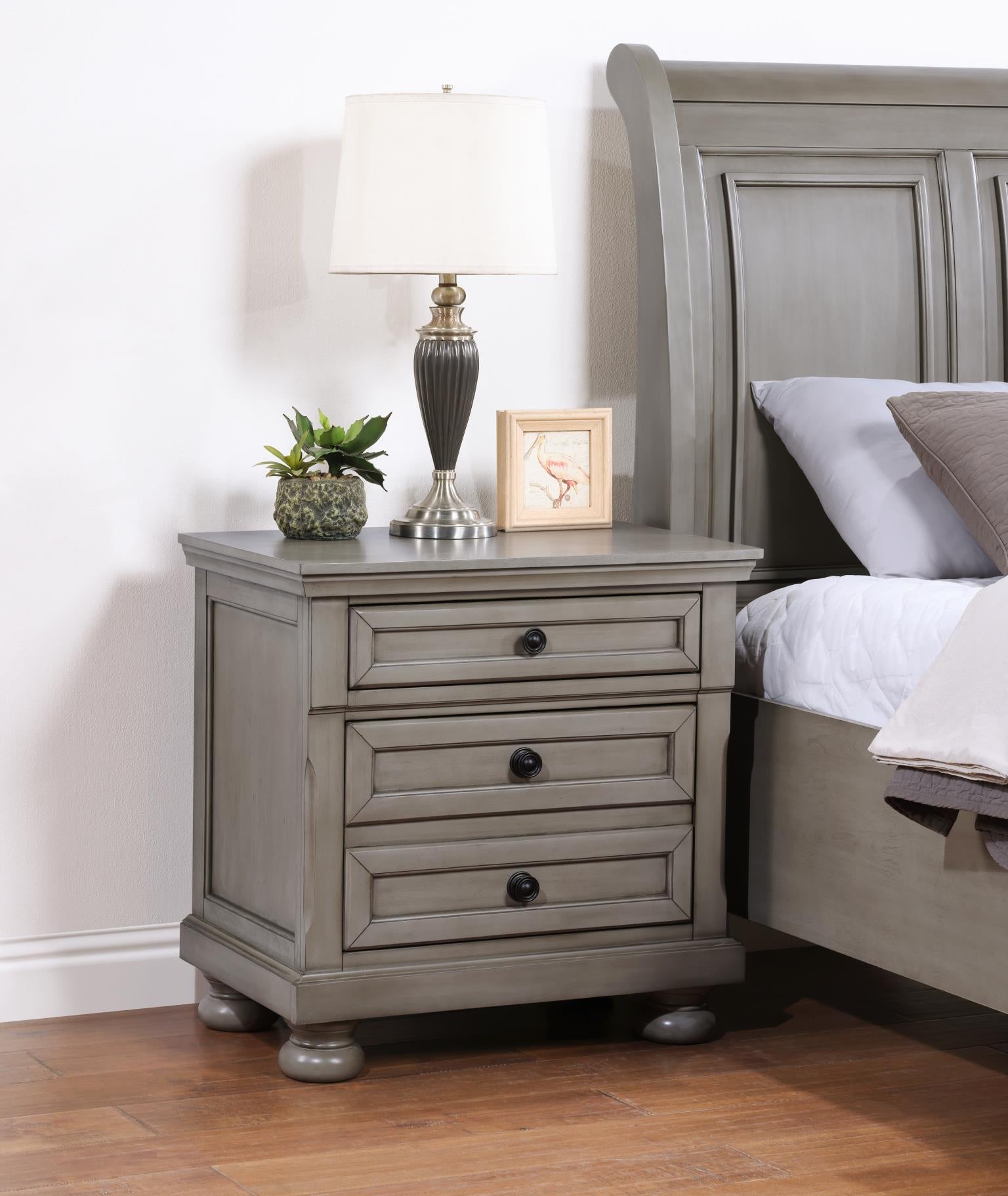 Light Gray Nightstand with Soft-Close Drawers & Classic Appeal – B070-N