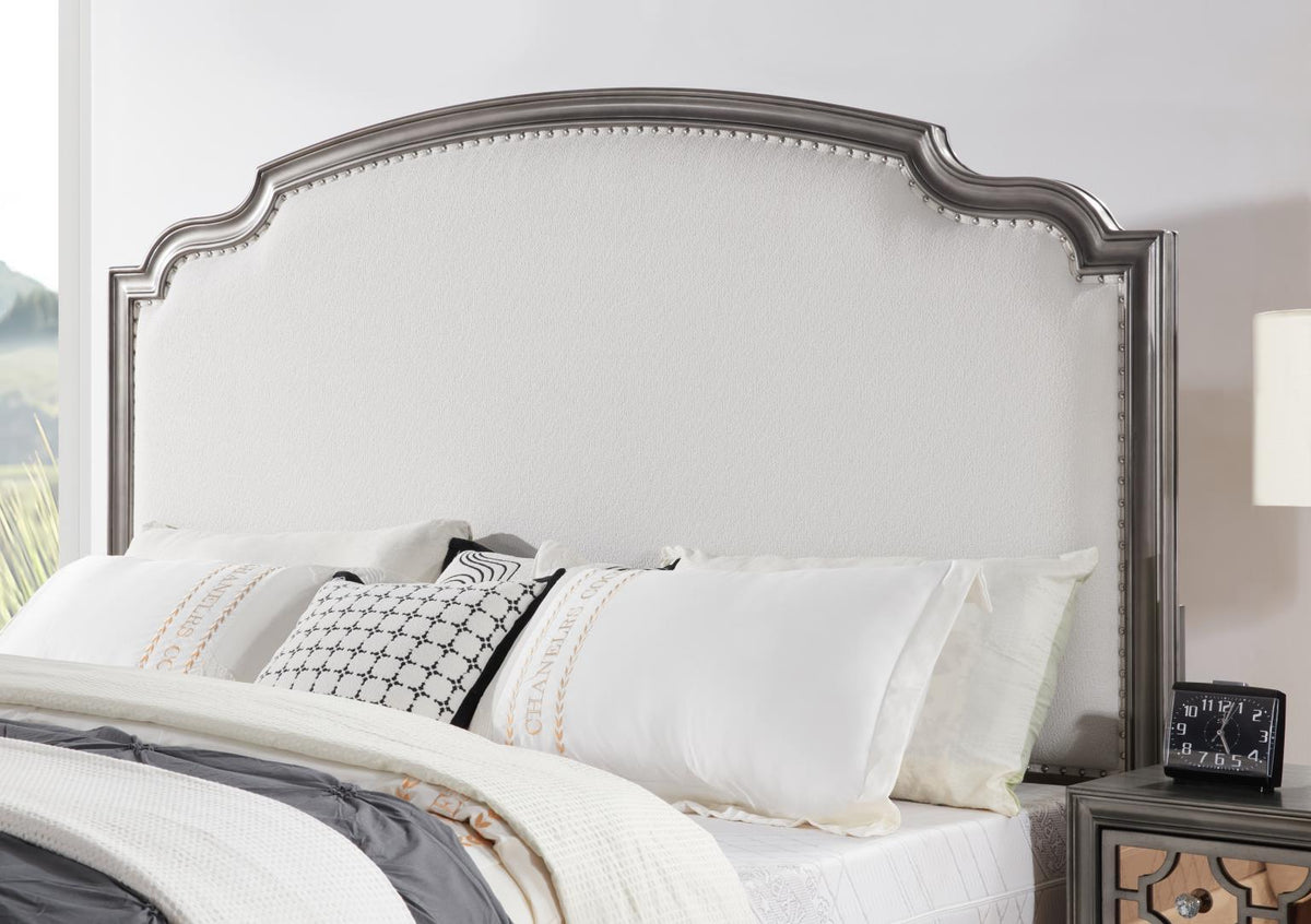 B086 - Bedroom Set