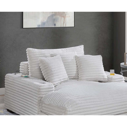 Chaise Lounge With 2 Cup Holders And USB Ports