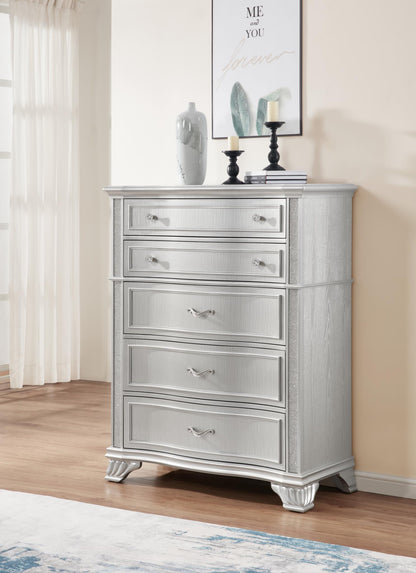 B076 - Chest - Silver