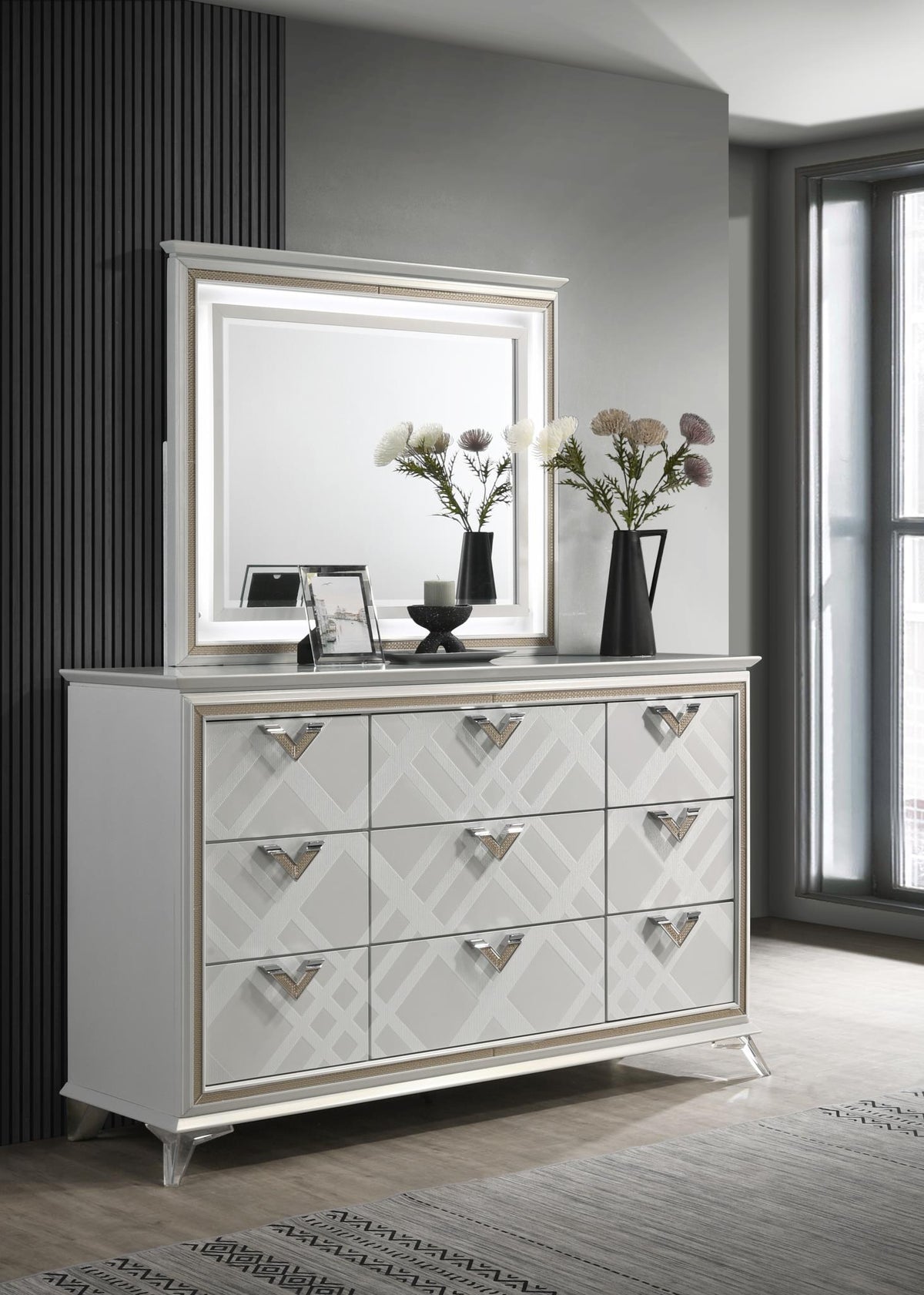 B026 - Bedroom Set
