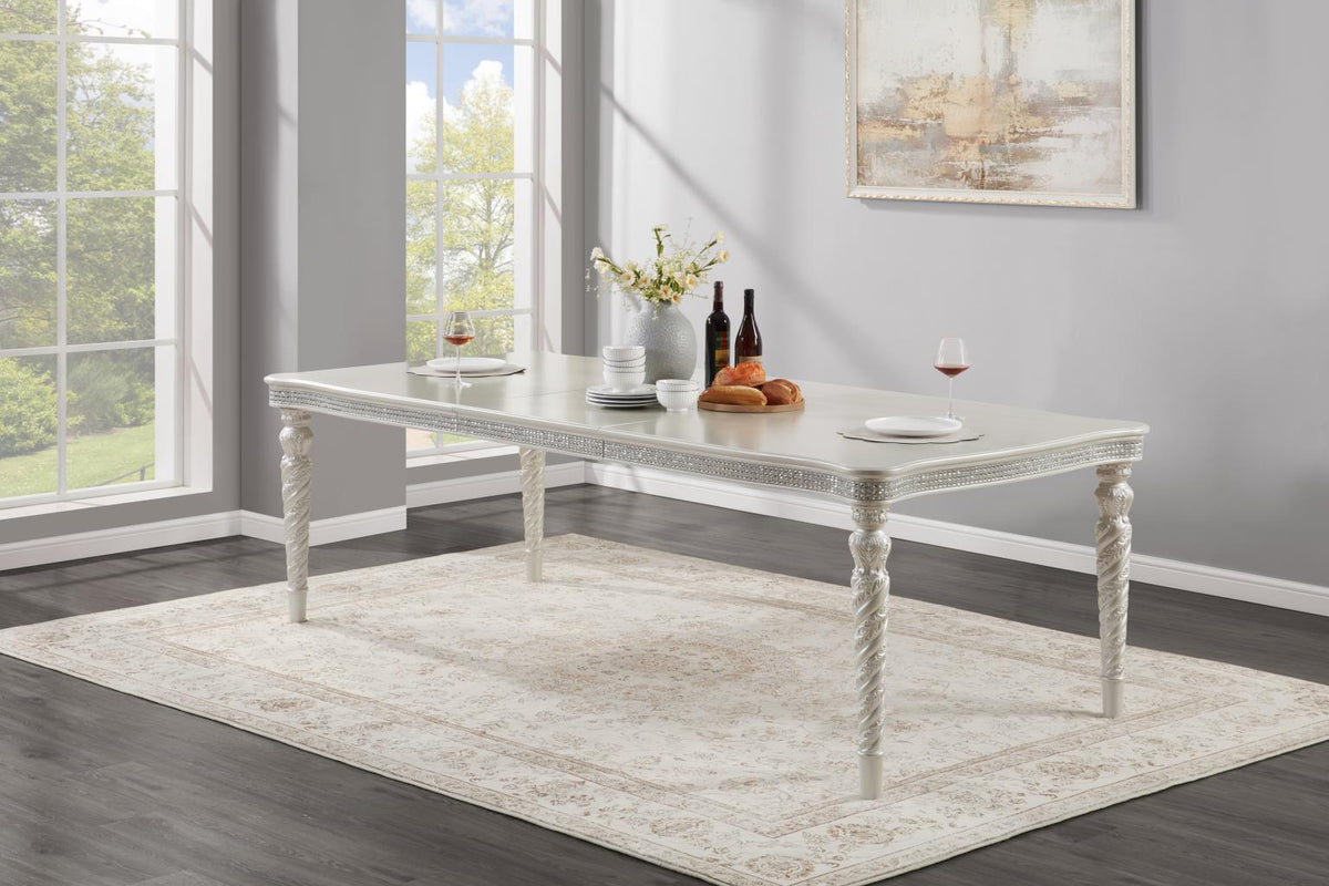 D033 - Dining Room Set