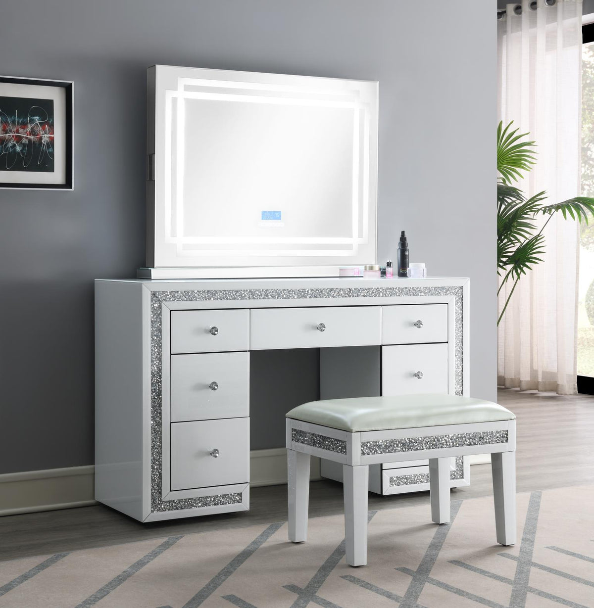 G-325 - Wood Vanity Stool - White